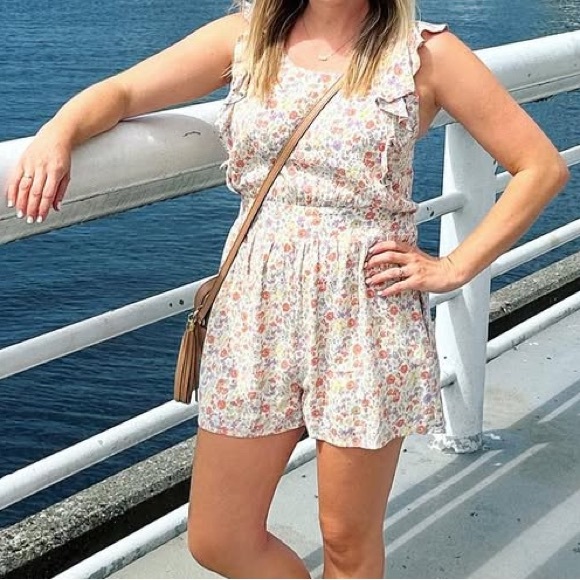 Ruffled Floral Romper - Picture 3 of 3